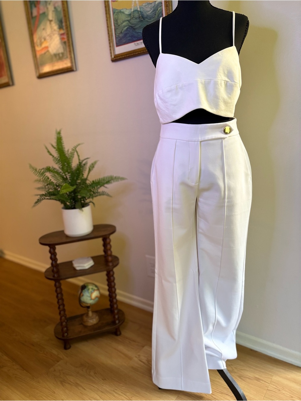 White High-Waist Wide-Leg Pants – Elegant Women's Trousers